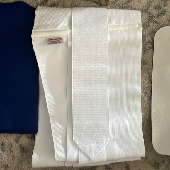 EZY Wrap® Elastic Lumbosacral Support w/Pocket Size XXXL Includes Molded Insert - Picture 2 of 4